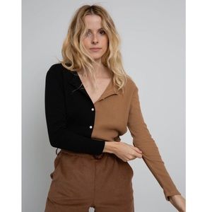 Donni. Thermal Duo Cardigan in Camel/Black with pearl buttons XS